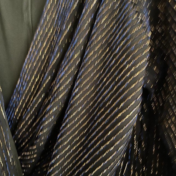 Nightway 18W black blue and gold shimmer stretch gown - Picture 5 of 5